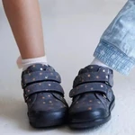 Kép 2/4 - Torna Dóra, supinált, vízálló szürke kislány cipő