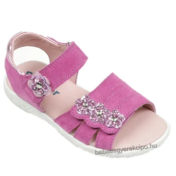 richter, gyerek szandal, bor, lany