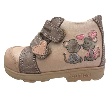 egerkes,szamos,supinalt,lany