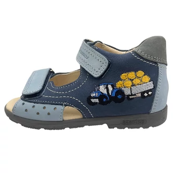 szamos,traktoros,supinalt,fiu