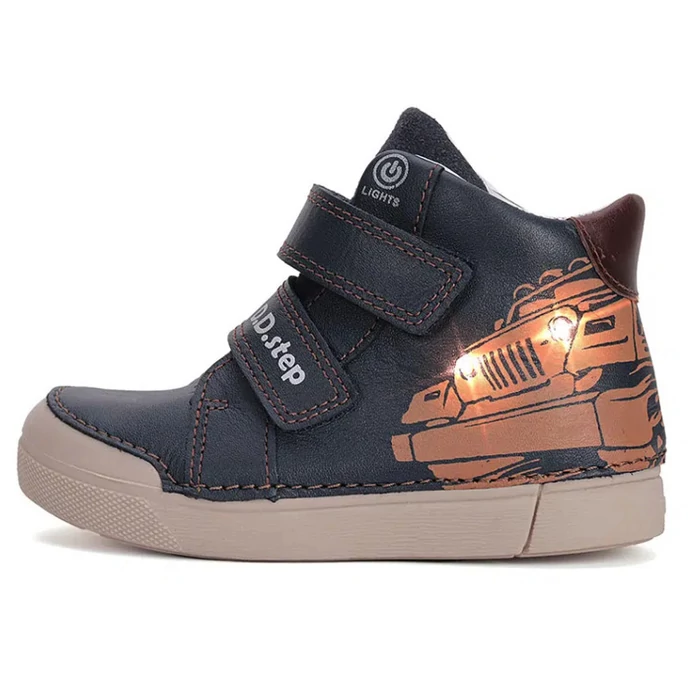 Pantofi D.D. Step cu lumini pentru băieți