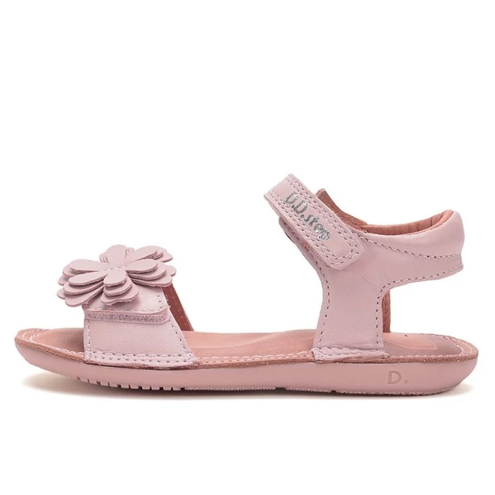 Babarózsaszín, D.D. Step szandál lányoknak