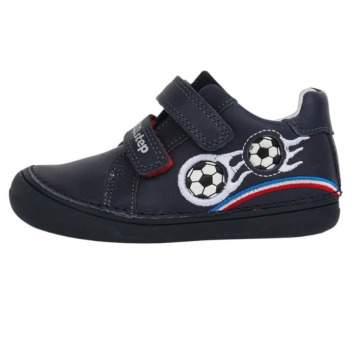 fiú cipő, d.d. step cipő, gyerekcipő, focilabdás fiú cipő, átmeneti cipő 