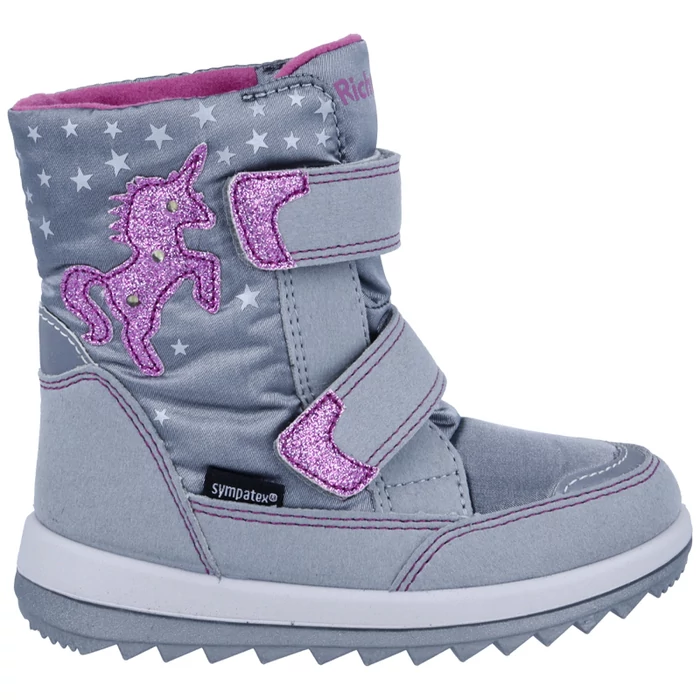 richter,gyerekcipo,lany,vizallo