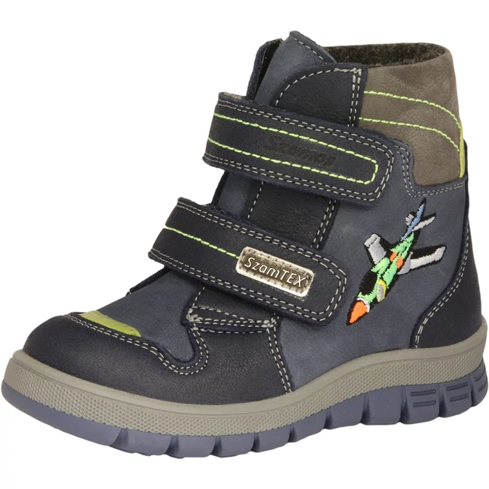szamos,fiu,teli bakancs