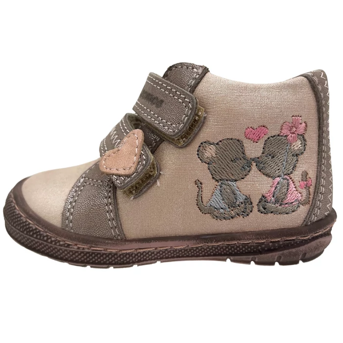 szamos,lany,egerkes,tepozaras