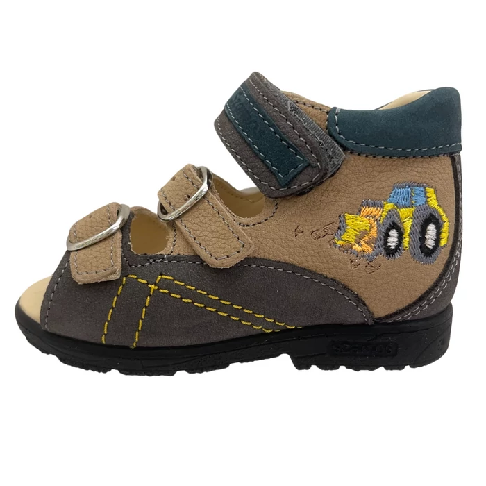 szamos,traktoros,supinalt,fiu