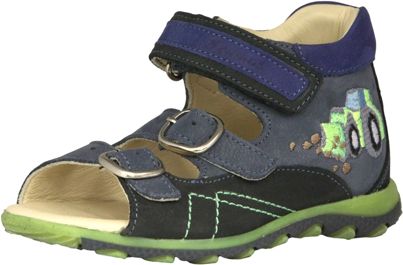 Szamos, traktoros fiú szandál