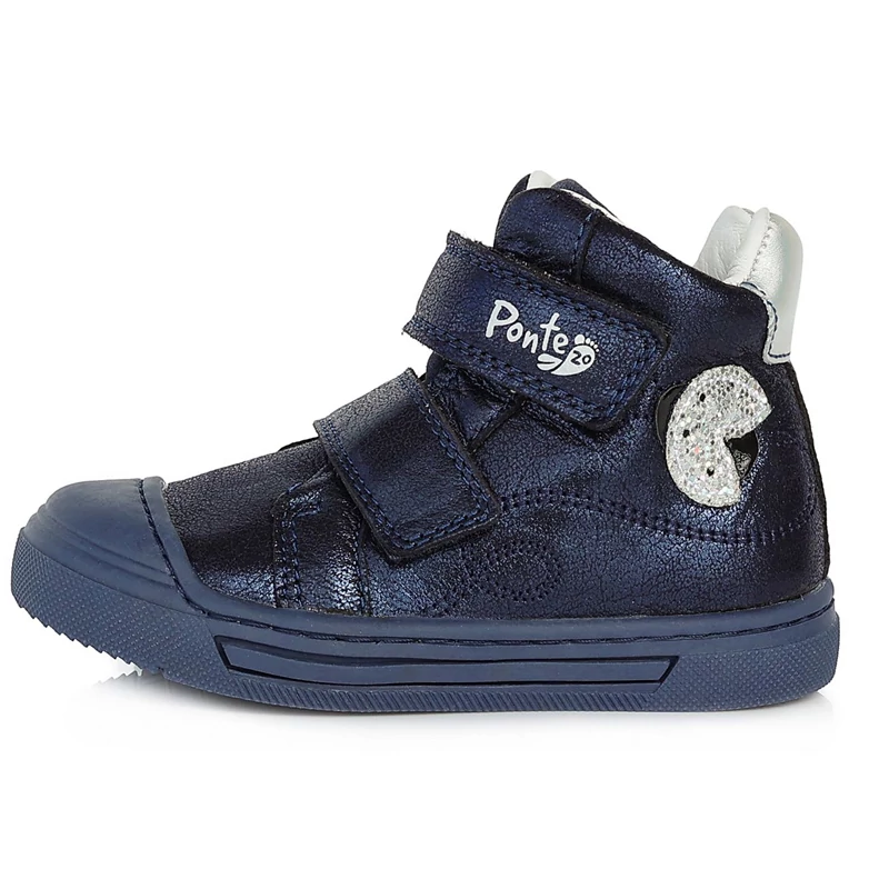 Ponte20, sötétkék, katicával díszített, supinált, átmeneti gyerekcipő lányoknak.