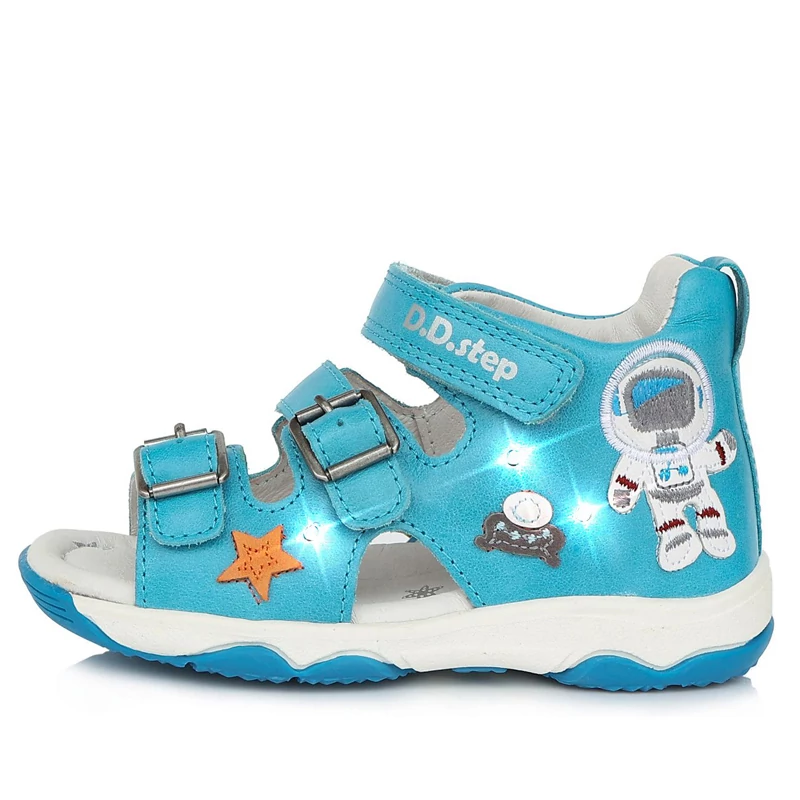 D.D.step, kék, VILLOGÓ, űrhajós mintás, gyerekszandál fiúknak.