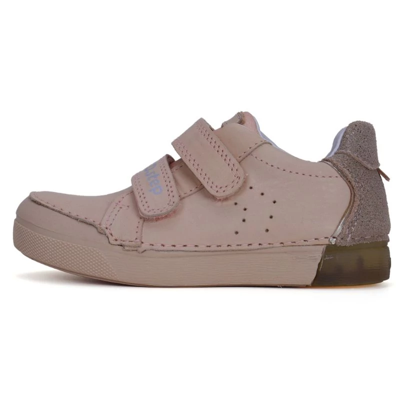 Rózsaszín, D.D.Step bőrcipő nagylányoknak.