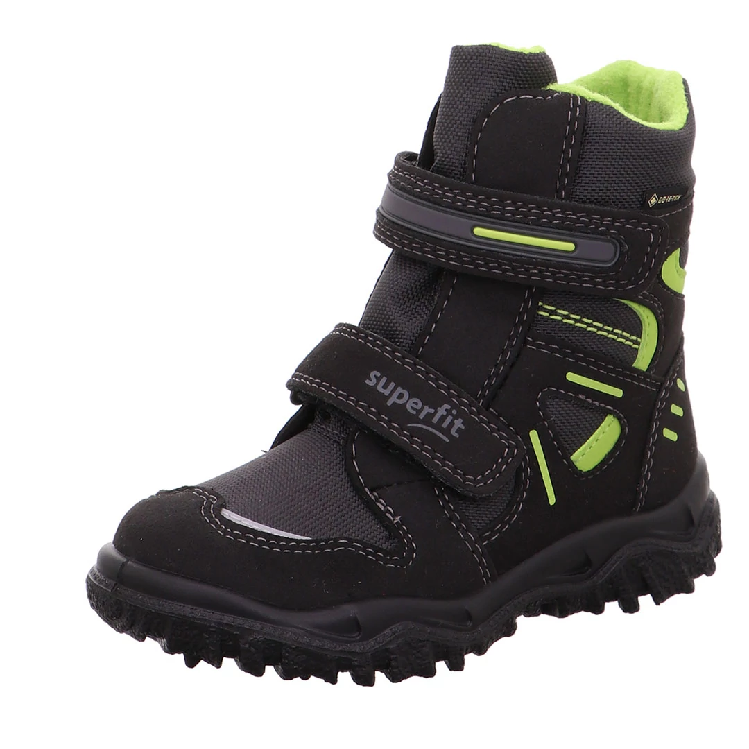 Superfit, fekete-zöld színű,  téli vízálló bakancs  fiúknak.