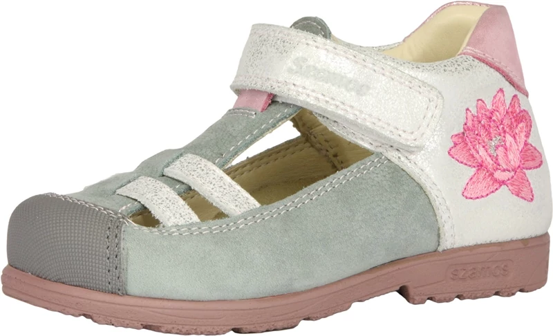 Szamos, supinált talpú, szürke-ezüst színű, hímzett virággal díszített tavaszi cipő lányoknak.