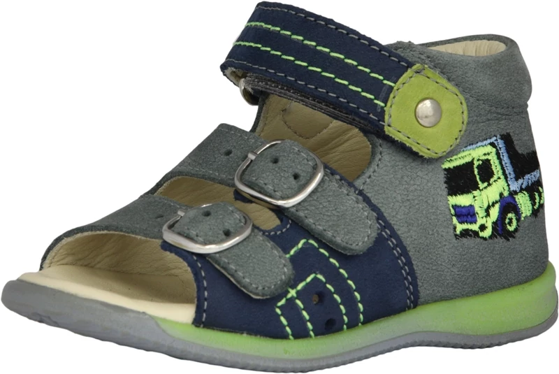 Szamos,kék-szürke , hímzett kamion mintával díszített gyerekszandál fiúknak.