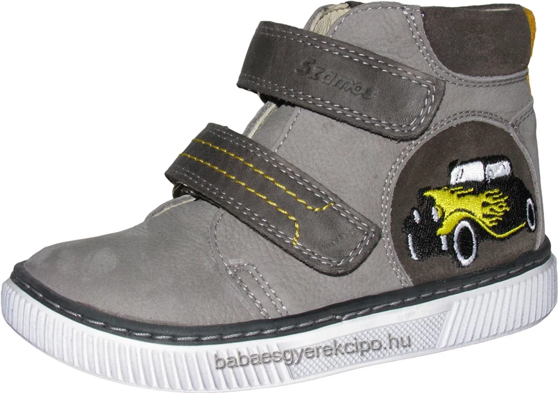 Szamos, szürke, utóval daszitett átmeneti gyerekcipő fiúknak