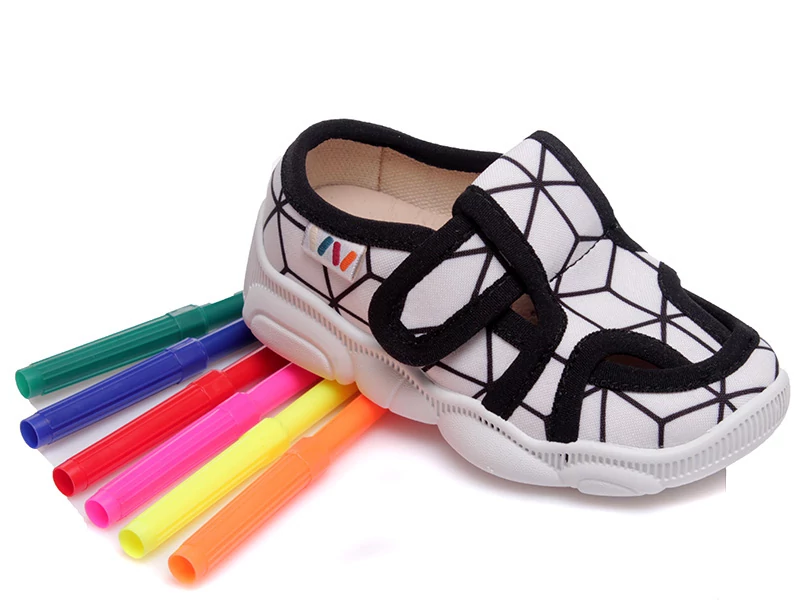 Weestep, kiszínezhető gyerek vászoncipő fiúknak.